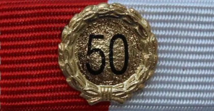 Jubiläums-Auszeichnung Allgemein 50 Jahre - Gold auf Band rot/weiß