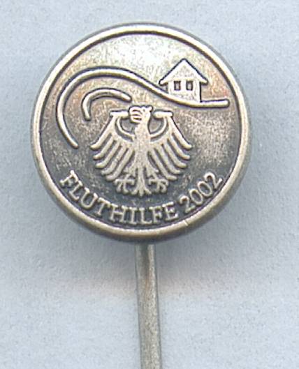 Fluthilfe 2002 - Einsatzmedaille (BUND) zum Elbehochwasser (Revers-Anstecknadel)