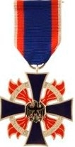 130-3 - Deutsches Feuerwehr-Ehrenkreuz, Silber (Medaille)