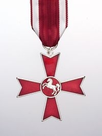 227-3 - NDS Verdienstkreuz am Band (Medaille)
